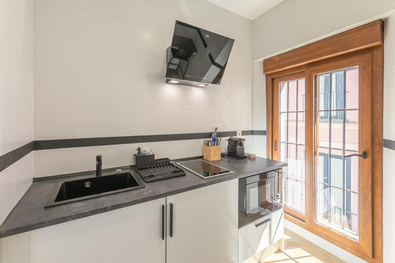 Isg Apartments Zaragoza-Free Parking إشبيلية المظهر الخارجي الصورة