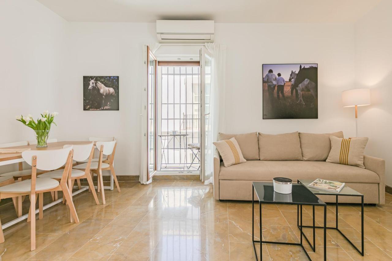 Isg Apartments Zaragoza-Free Parking إشبيلية المظهر الخارجي الصورة